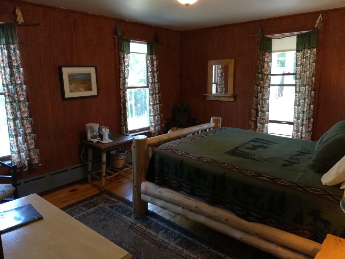The Woods Inn Inlet Экстерьер фото